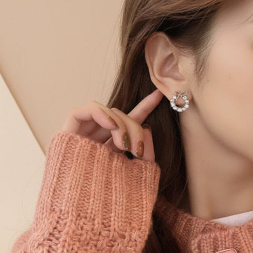 Bow Pearl Earrings